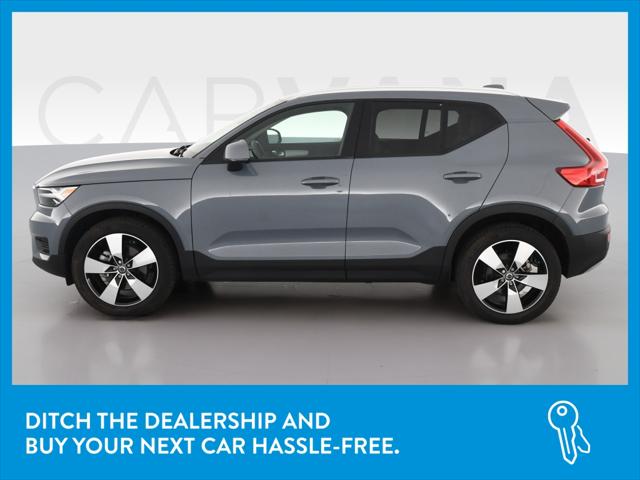 2020 Volvo XC40 Momentum