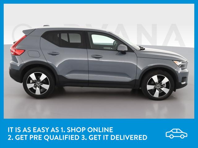 2020 Volvo XC40 Momentum