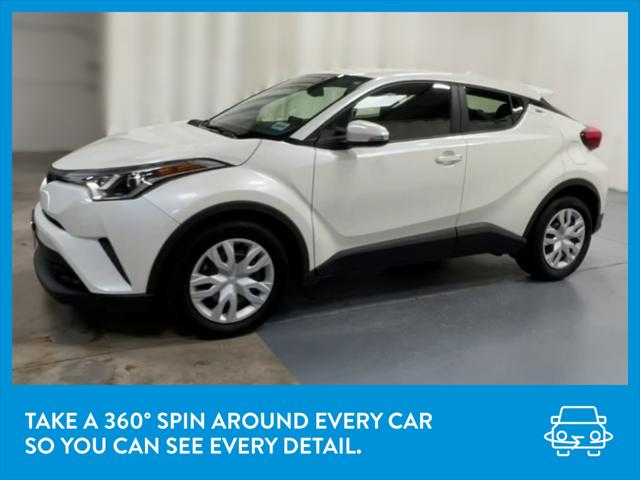 2019 Toyota C-HR LE Sport Utility 4D