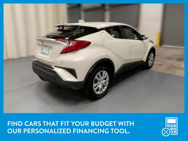 2019 Toyota C-HR LE Sport Utility 4D