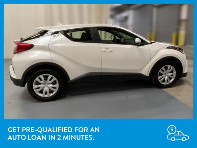 2019 Toyota C-HR LE Sport Utility 4D