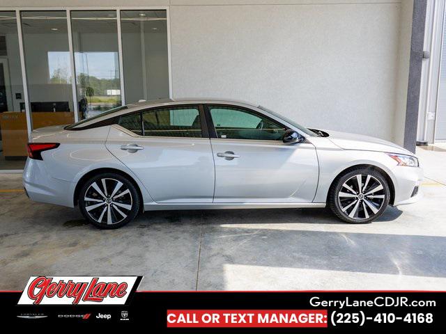 2021 Nissan Altima SR FWD