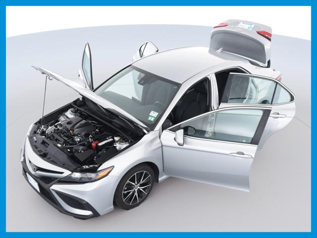 2021 Toyota Camry SE Sedan 4D