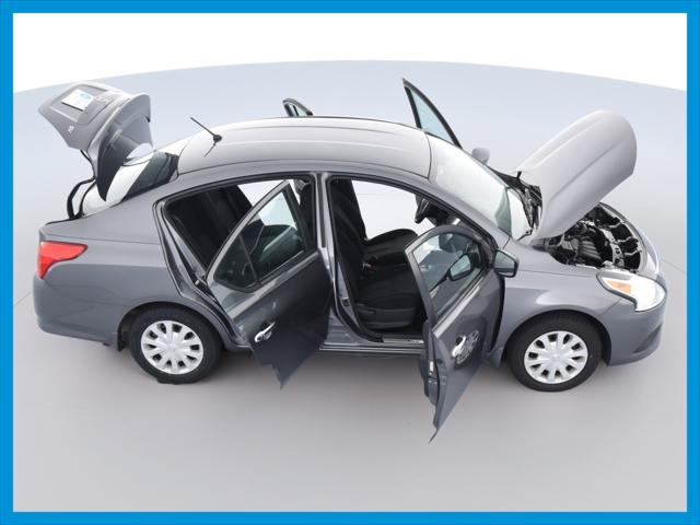 2018 Nissan Versa SV