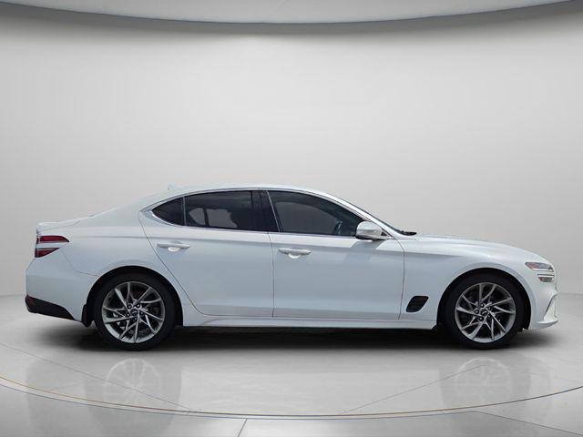 2022 Genesis G70 2.0T RWD