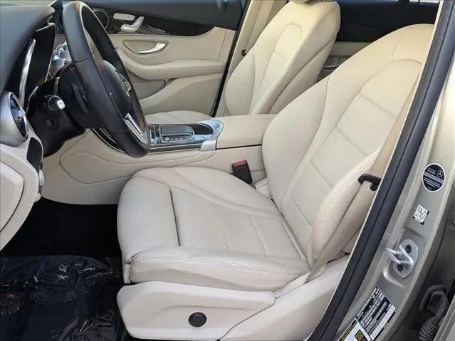 2022 Mercedes-Benz GLC SUV