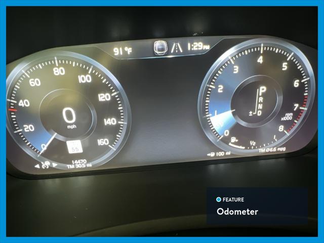 2021 Volvo XC90 Momentum