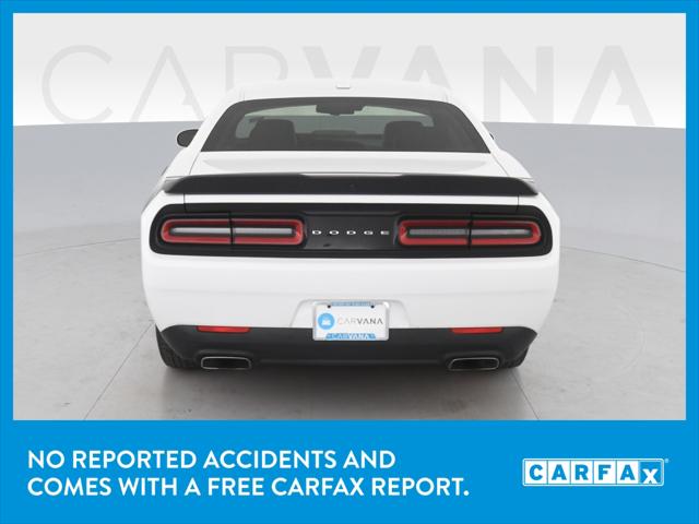 2016 Dodge Challenger 392 Hemi Scat Pack Shaker