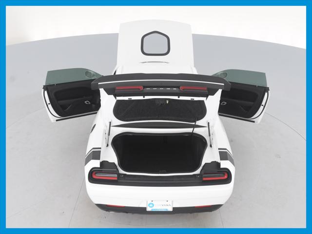2016 Dodge Challenger 392 Hemi Scat Pack Shaker