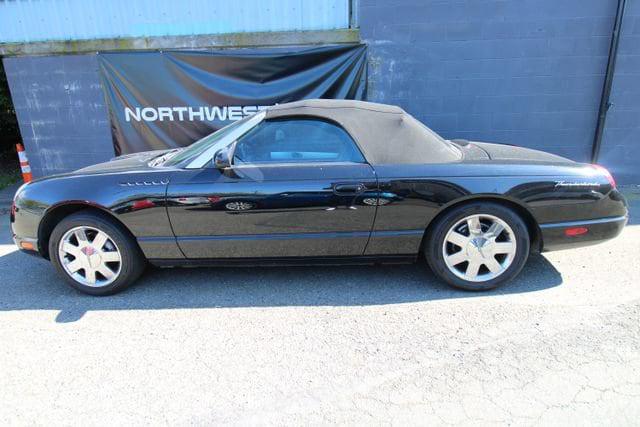 2002 Ford Thunderbird w/Hardtop Premium/Deluxe/Premium/w/Hardtop Deluxe