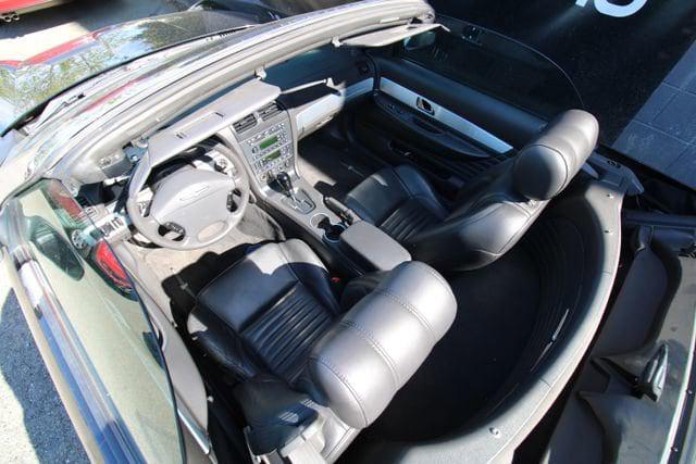 2002 Ford Thunderbird w/Hardtop Premium/Deluxe/Premium/w/Hardtop Deluxe
