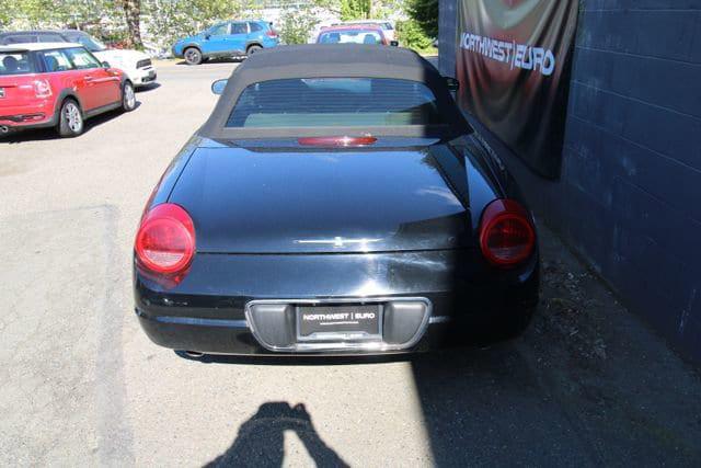 2002 Ford Thunderbird w/Hardtop Premium/Deluxe/Premium/w/Hardtop Deluxe