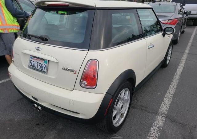 2006 MINI Cooper Hardtop S