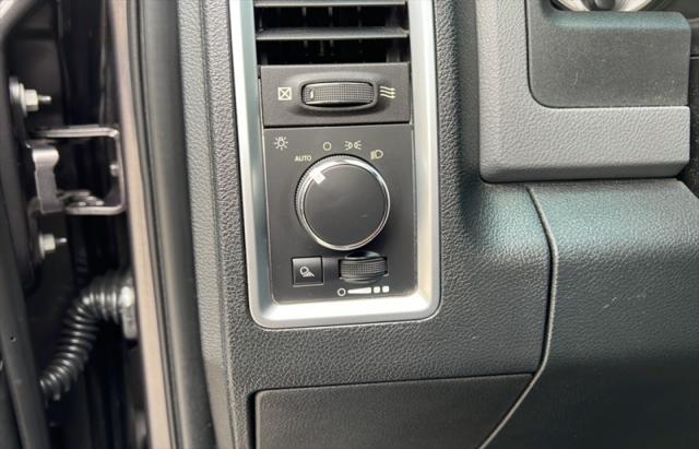 2016 Ram 1500 SLT