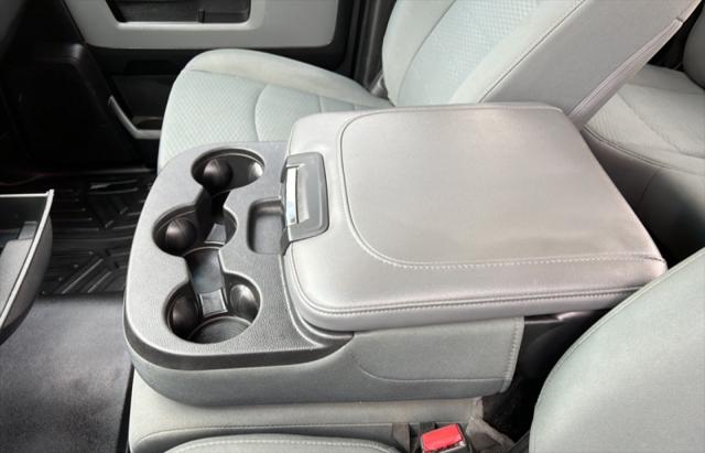 2016 Ram 1500 SLT