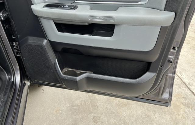 2016 Ram 1500 SLT