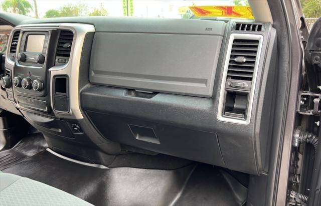 2016 Ram 1500 SLT