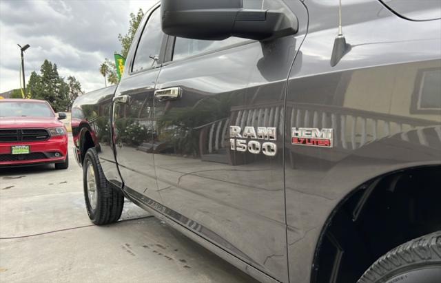 2016 Ram 1500 SLT