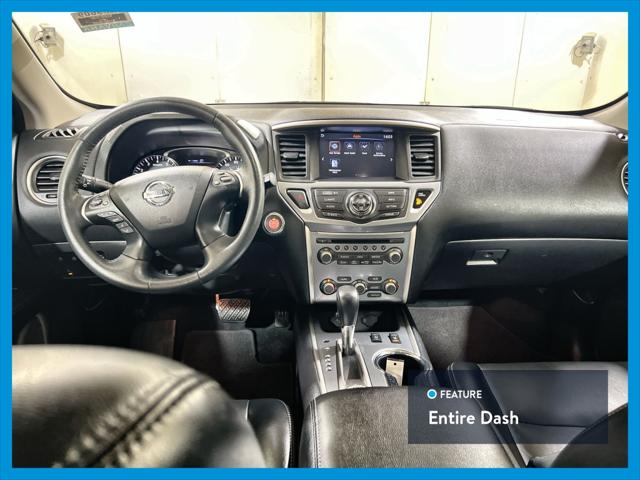 2017 Nissan Pathfinder SL