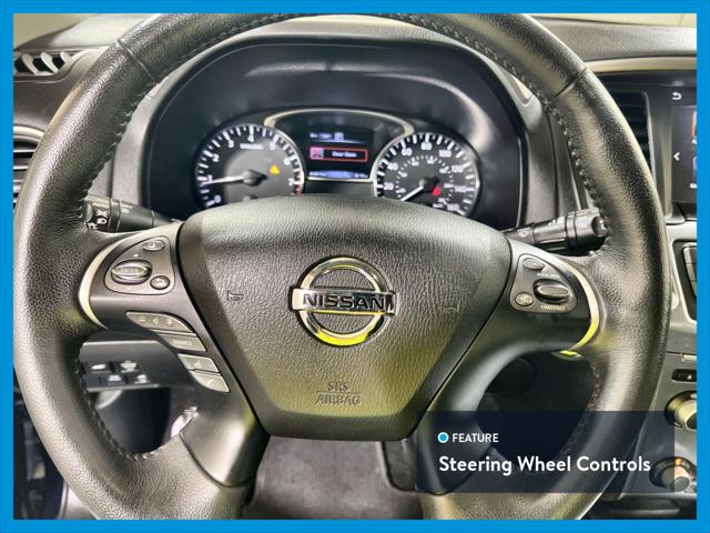 2017 Nissan Pathfinder SL