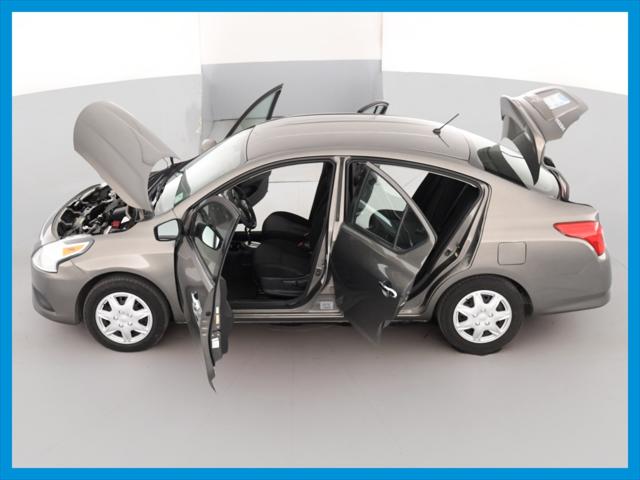 2017 Nissan Versa SV
