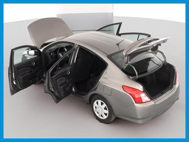 2017 Nissan Versa SV