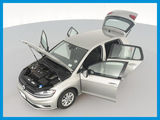 2018 Volkswagen Golf S/SE