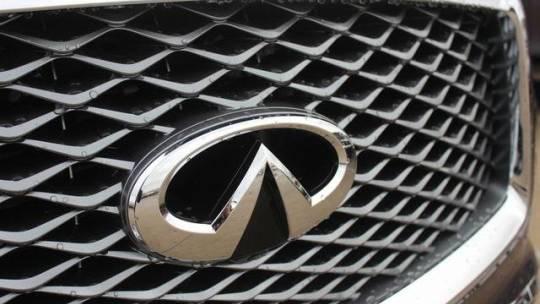 2022 INFINITI QX80 SENSORY