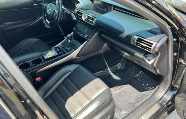 2015 Lexus IS 250 Crafted Line