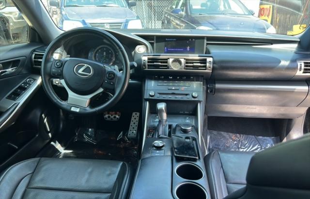 2015 Lexus IS 250 Crafted Line