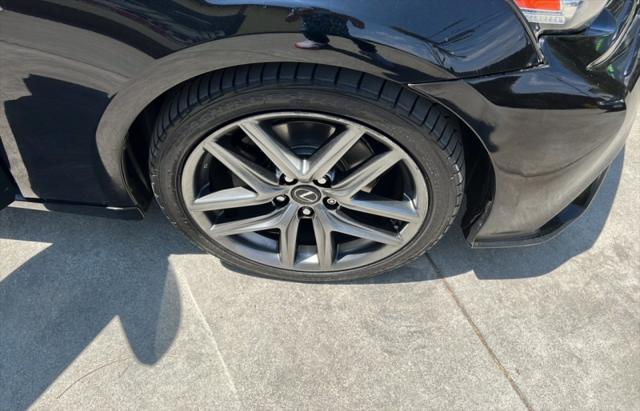 2015 Lexus IS 250 Crafted Line