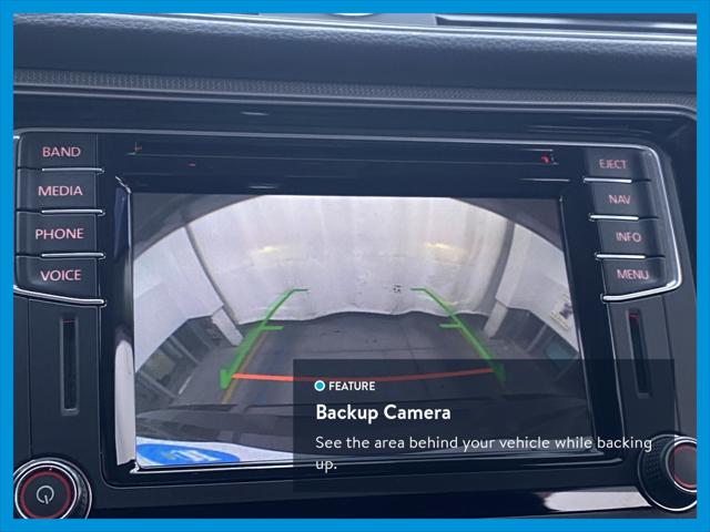 2017 Volkswagen Passat 1.8T SE w/Technology