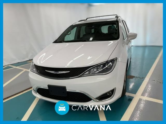 Used 2017 Chrysler Pacifica Wagon 4D Touring Plus V6 Ratings, Values ...