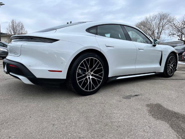 2020 Porsche Taycan Turbo