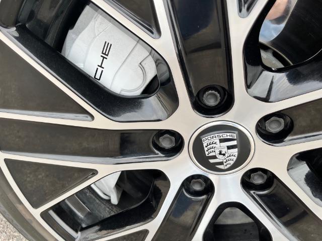 2020 Porsche Taycan Turbo
