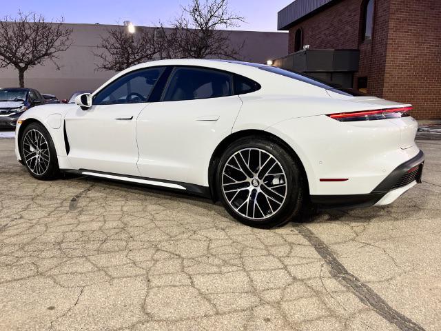 2020 Porsche Taycan Turbo