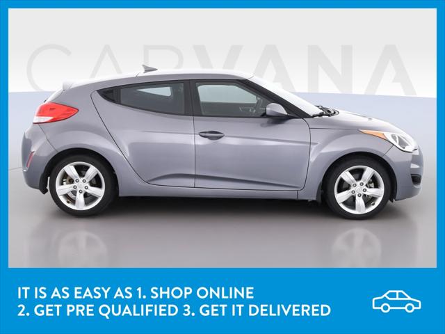 2013 Hyundai Veloster w/Black Int