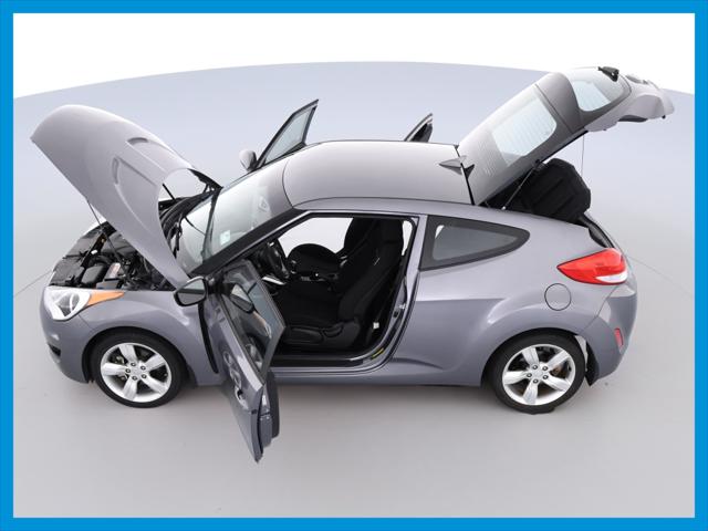 2013 Hyundai Veloster w/Black Int