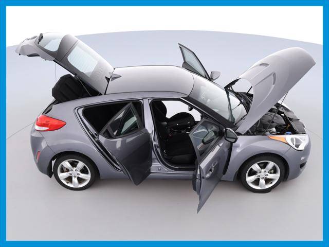 2013 Hyundai Veloster w/Black Int