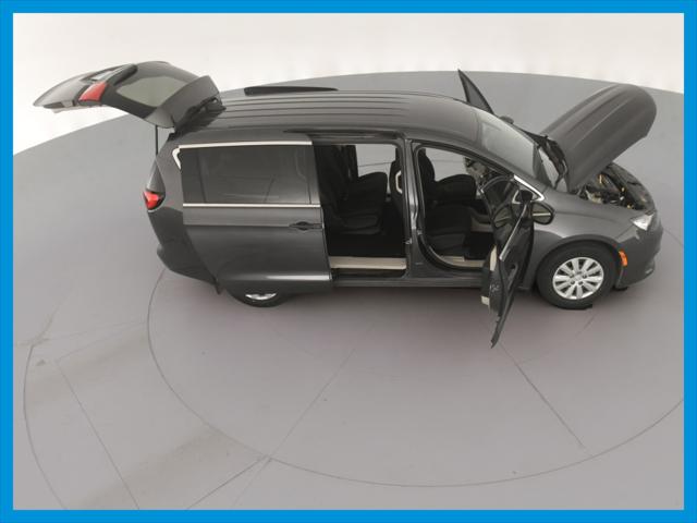 2019 Chrysler Pacifica L