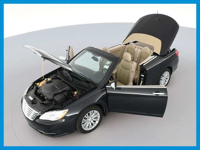 2013 Chrysler 200 Limited