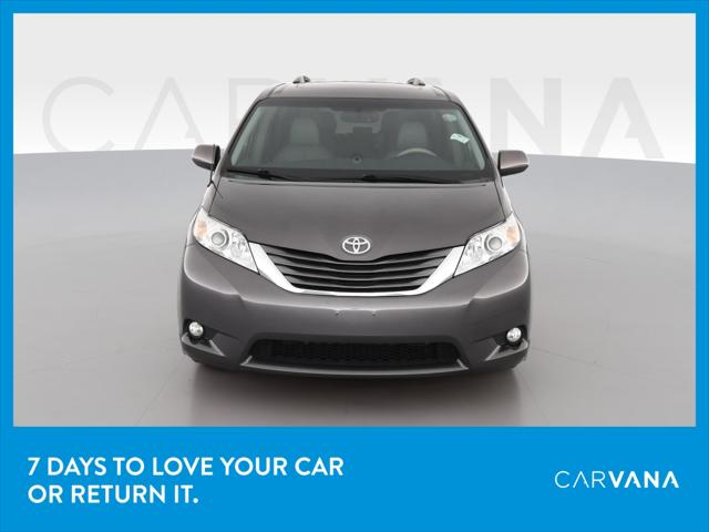 2013 Toyota Sienna XLE Minivan 4D