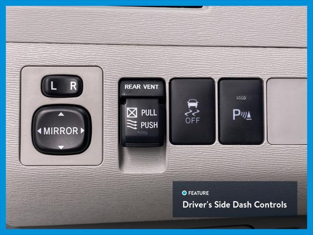 2013 Toyota Sienna XLE Minivan 4D