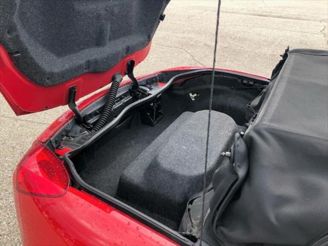 2006 Pontiac Solstice 2dr Convertible