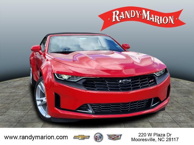 2022 Chevrolet Camaro RWD Convertible 2LT