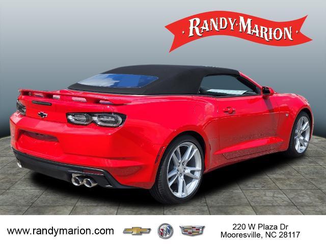 2022 Chevrolet Camaro RWD Convertible 2LT