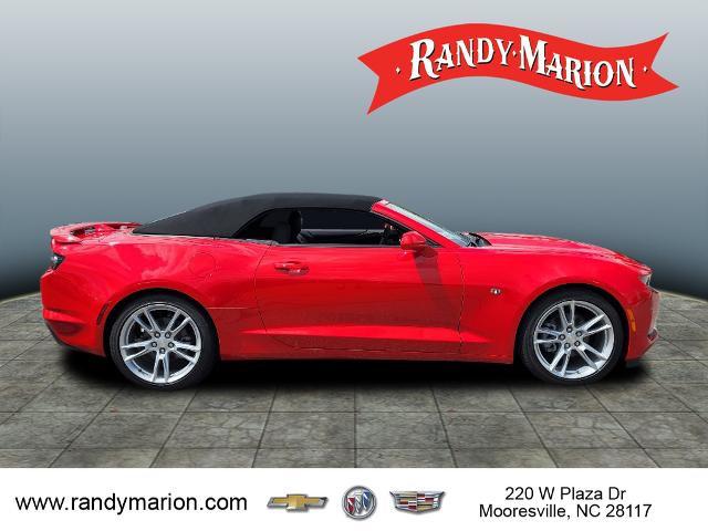 2022 Chevrolet Camaro RWD Convertible 2LT
