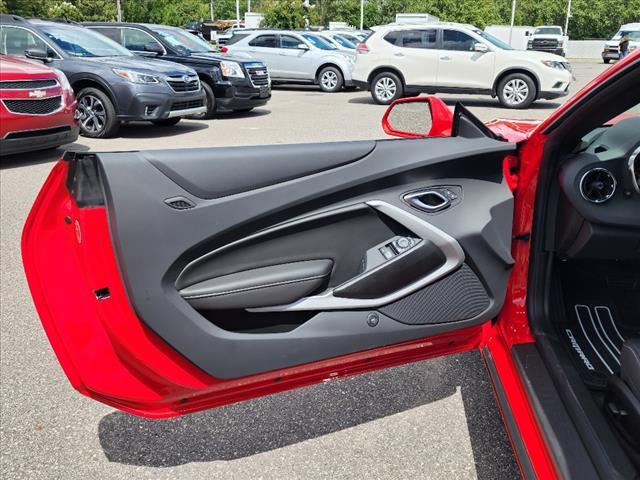 2022 Chevrolet Camaro RWD Convertible 2LT
