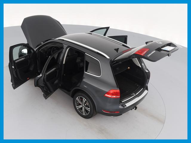2014 Volkswagen Touareg Sport