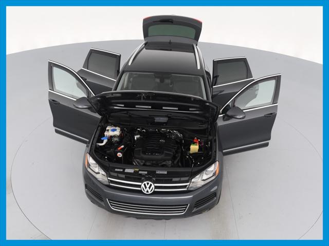 2014 Volkswagen Touareg Sport